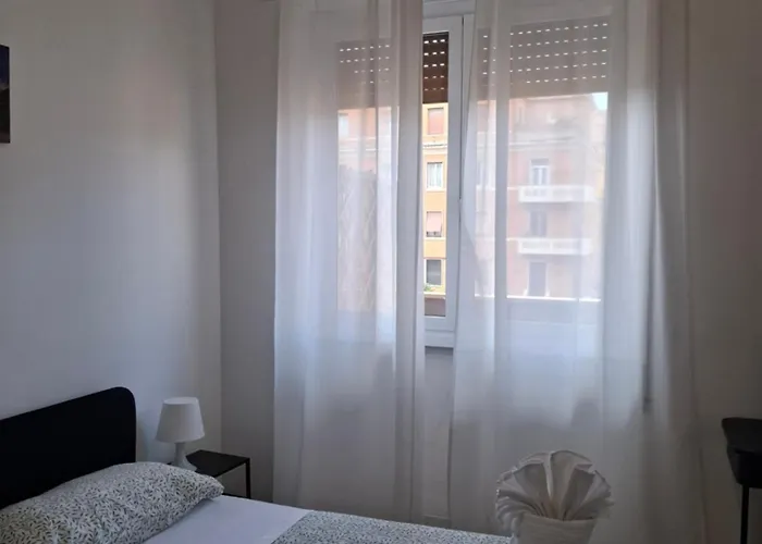 Alojamento de Acomodação e Pequeno-almoço Luma Roma